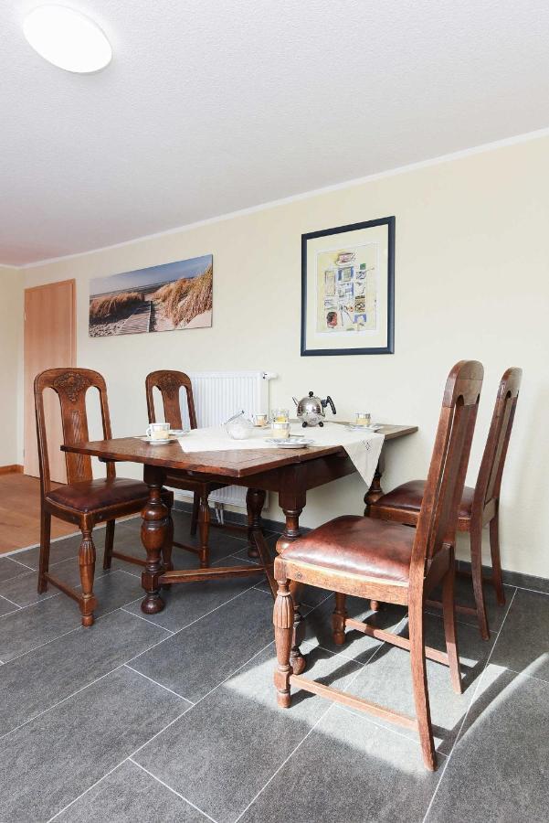 Ferienwohnung Teezeit Neuharlingersiel Zimmer foto