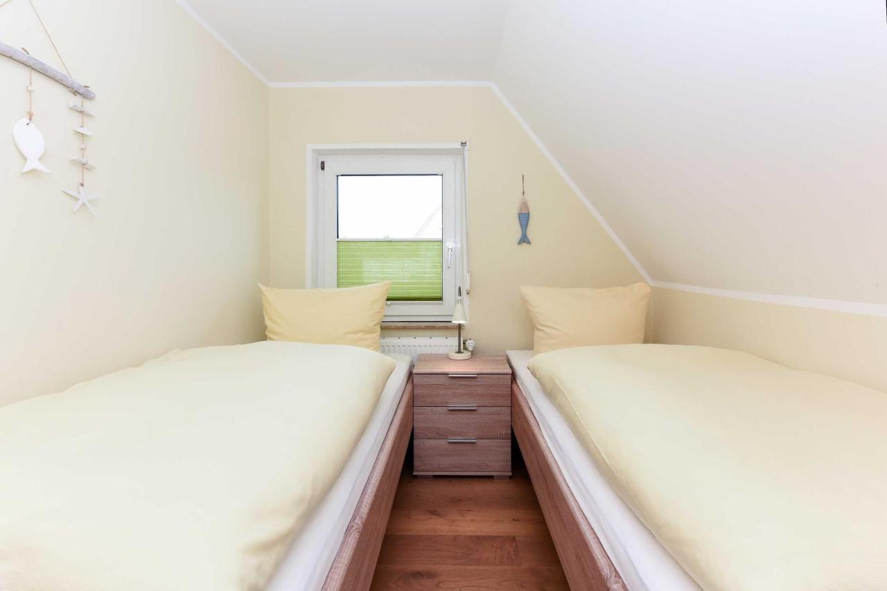 Ferienwohnung Teezeit Neuharlingersiel Zimmer foto